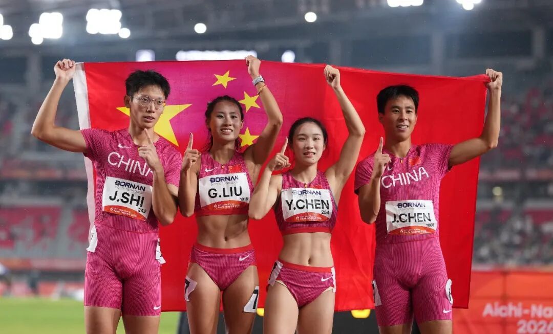 陈妤颉第四棒逆转!中国队斩获男女混合4x100米接力亚运首金! 陈妤颉第四棒逆转!中国队斩获男女混合4x100米接力亚运首金!