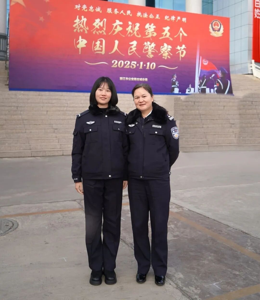 他牺牲时妻子怀孕4个月,如今女儿走进了他的母校 他牺牲时妻子怀孕4个月,如今女儿走进了他的母校