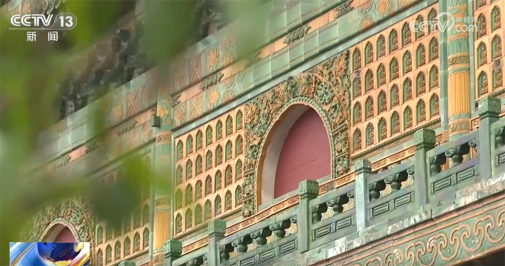 各地张灯结彩“拉满”佳节氛围感 多元文旅活动文化味浓点亮“十一”