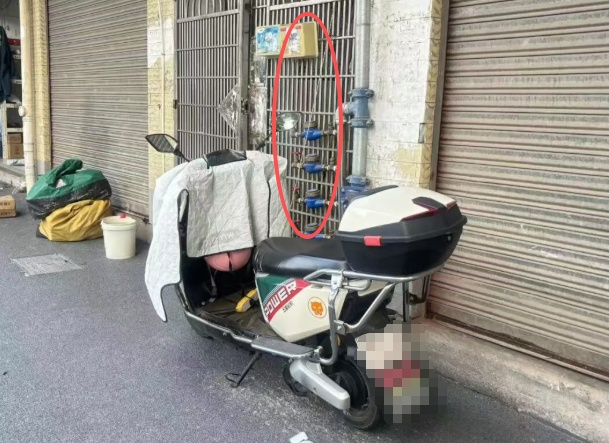电动自行车这样停放、充电,万万使不得️ 电动自行车这样停放、充电,万万使不得️
