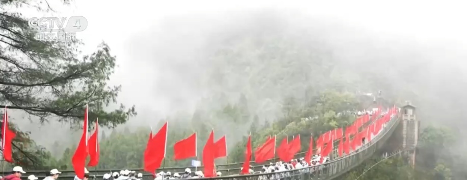 “越玩越远”“家庭游”“消费活力” 借助“大数据+关键词”解码国庆假期出行消费图景