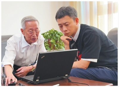 张译谈《神探之痕迹》:这个角色不用考虑“演技” 张译谈《神探之痕迹》:这个角色不用考虑“演技”