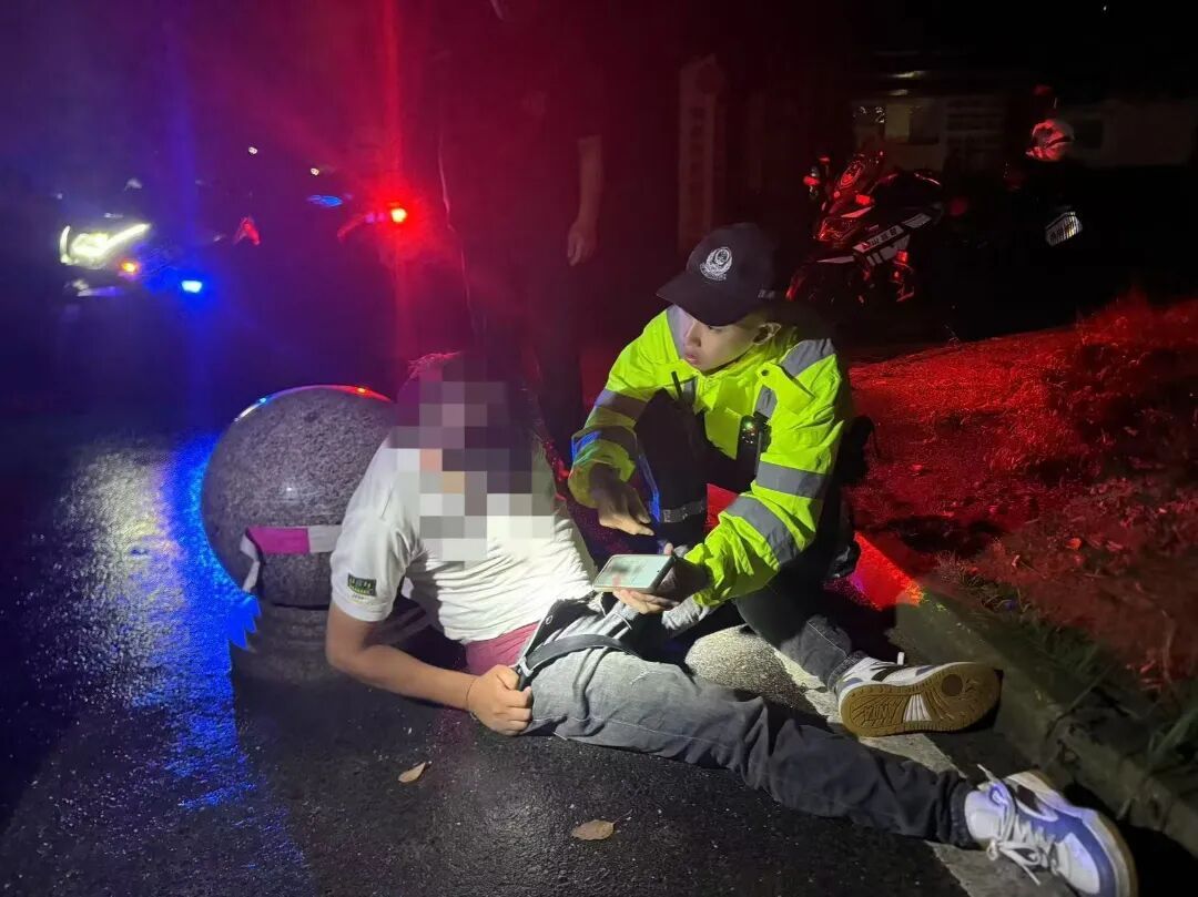 辅警潘夏晨,二等奖励! 辅警潘夏晨,二等奖励!