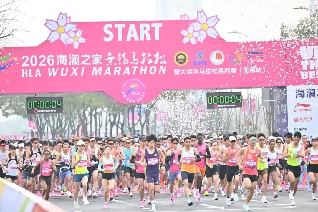 跑马、减脂、带娃运动三大场景喝水“金标准”,帮你避开补水误区! 跑马、减脂、带娃运动三大场景喝水“金标准”,帮你避开补水误区!