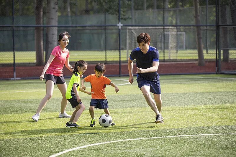 跑马、减脂、带娃运动三大场景喝水“金标准”,帮你避开补水误区! 跑马、减脂、带娃运动三大场景喝水“金标准”,帮你避开补水误区!
