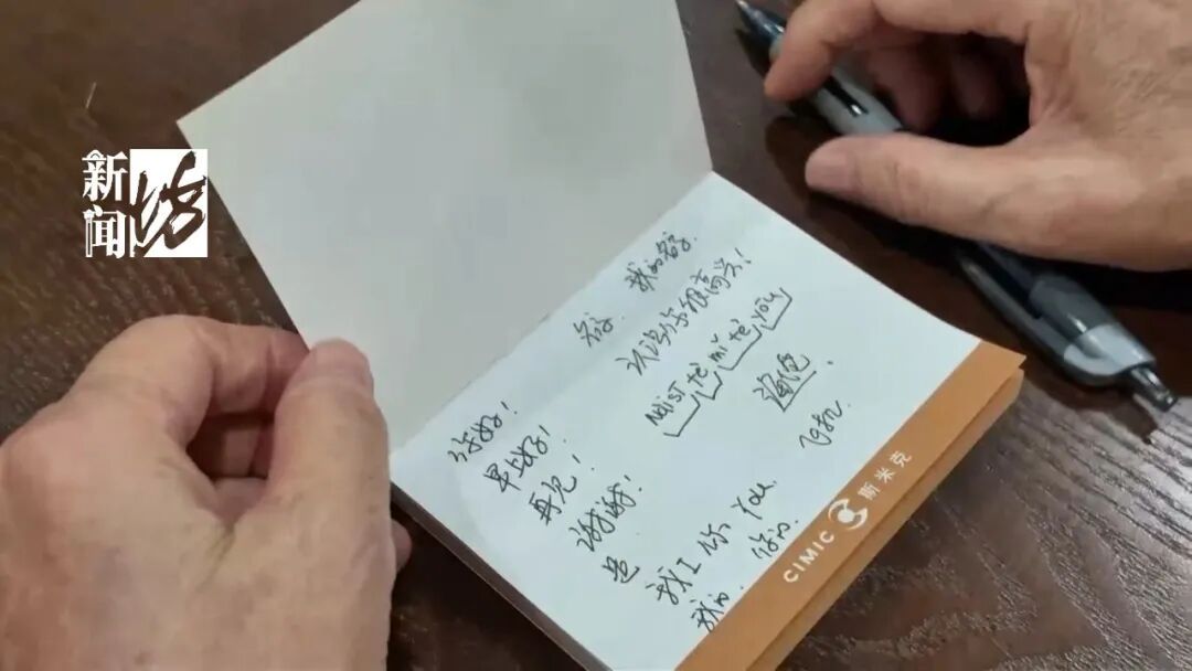 火了！上海这里被挤爆！阿姨爷叔争先恐后，就怕进不去…