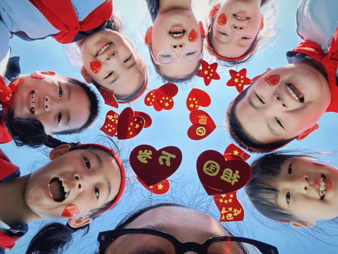 多图预警！和国旗合影原来这么出片呢~