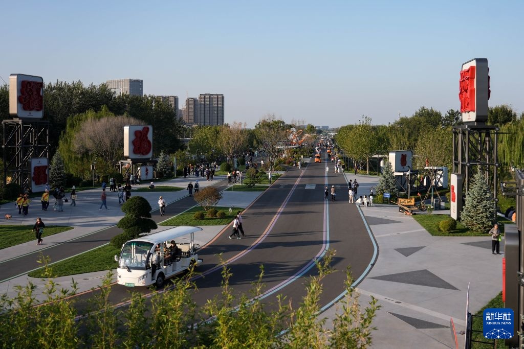 北京：高速路变身“空中花园”