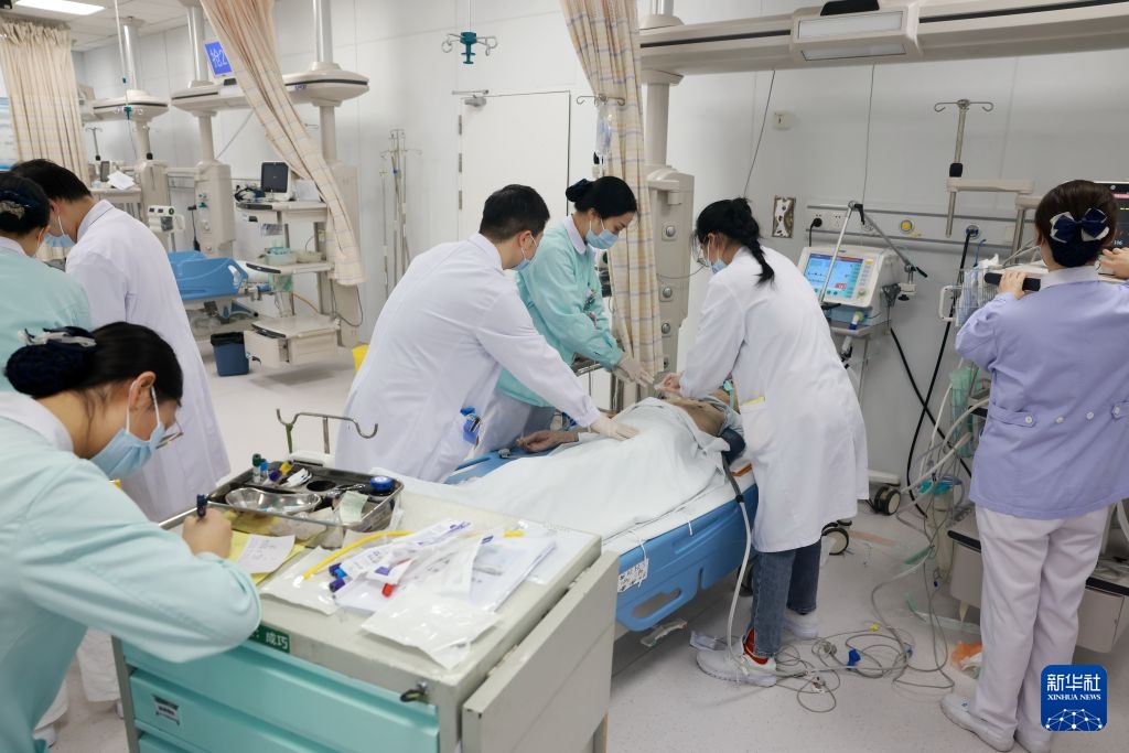 坚守岗位 护航生命 坚守岗位 护航生命