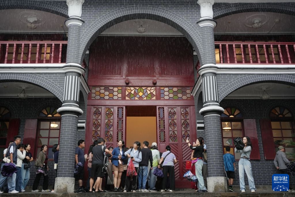 赓续红色血脉 传承长征精神丨“转折之城”红色文旅焕新迎客 赓续红色血脉 传承长征精神丨“转折之城”红色文旅焕新迎客