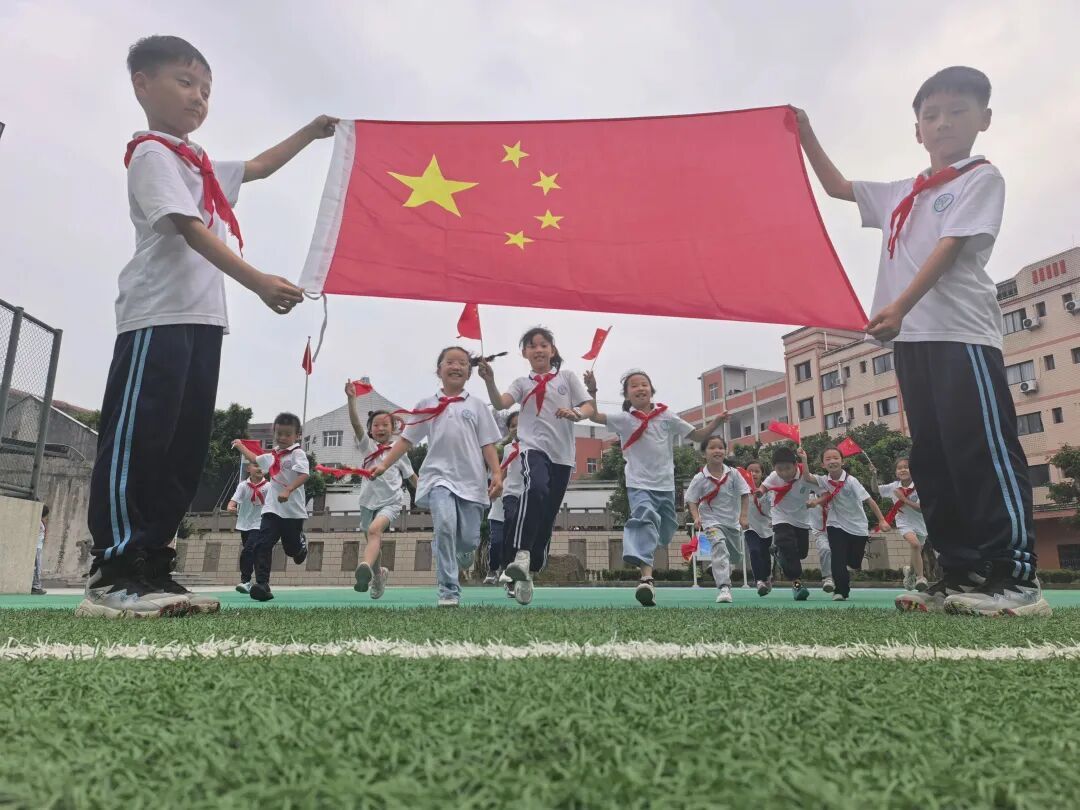 多图预警！和国旗合影原来这么出片呢~