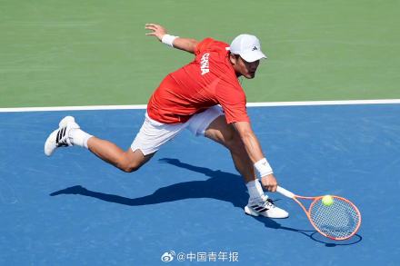 黄泽林创中国香港网球历史