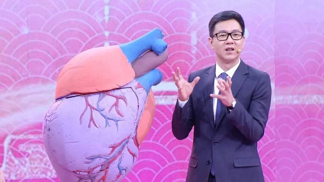心脏“咯噔”一下，是猝死信号还是中风前兆？有人硬扛4年，体内悄悄长出血栓