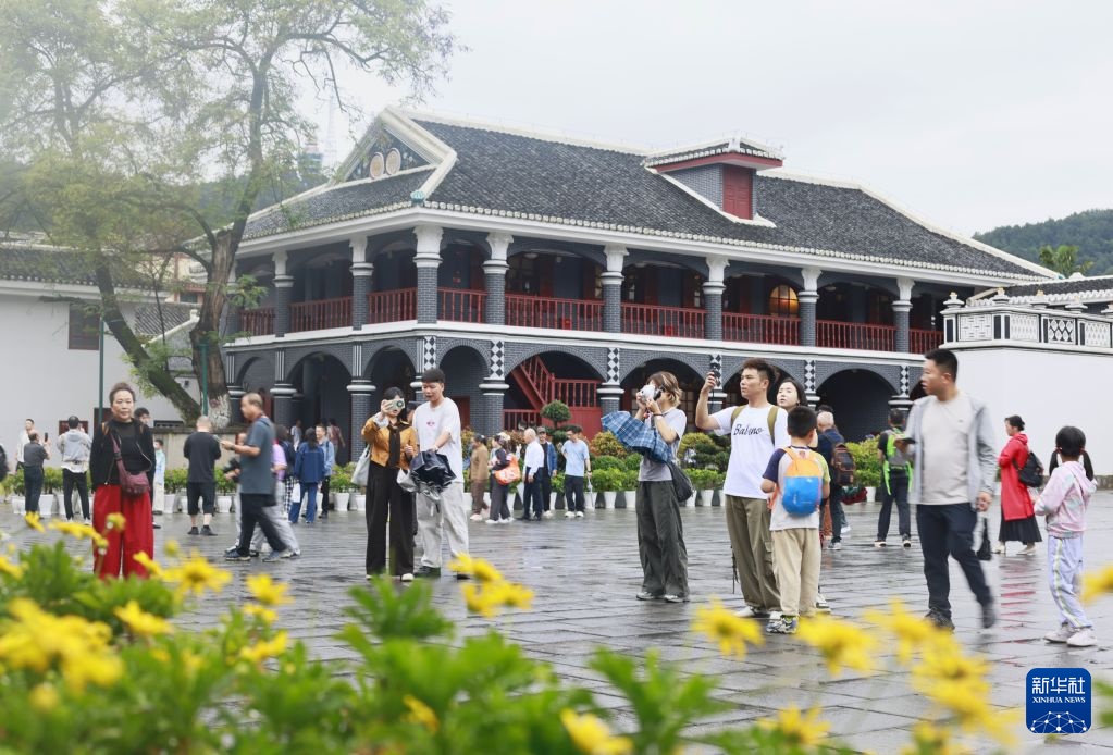 赓续红色血脉 传承长征精神丨“转折之城”红色文旅焕新迎客 赓续红色血脉 传承长征精神丨“转折之城”红色文旅焕新迎客