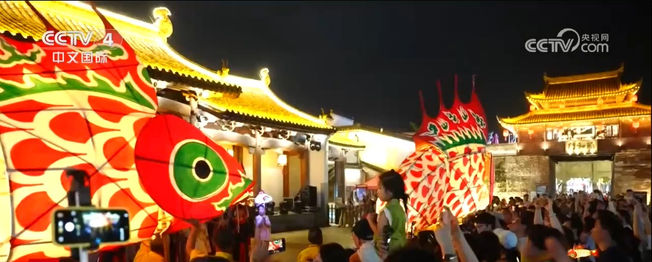 假日中国处处涌动文化科技热潮 “科技+节日”燃动文旅新时尚