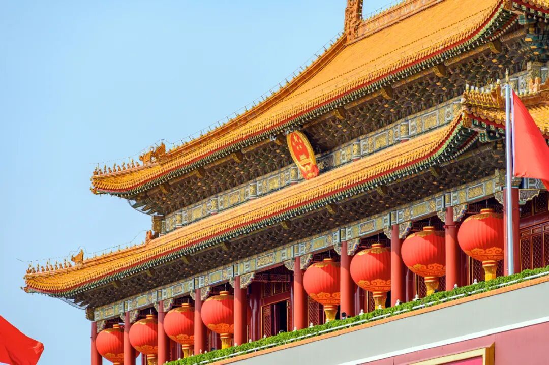 每逢重要节日,天安门城楼为啥总会悬挂8盏大红灯笼? 每逢重要节日,天安门城楼为啥总会悬挂8盏大红灯笼?