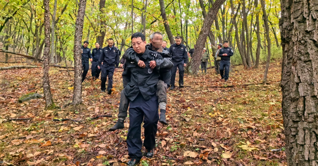 老人进山采蘑菇失联70余小时!提醒:进山采山货一定要结伴 老人进山采蘑菇失联70余小时!提醒:进山采山货一定要结伴