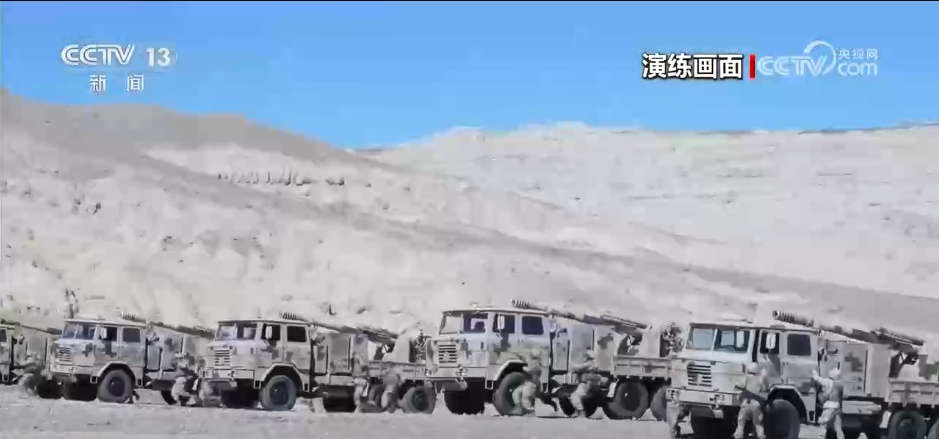 人民子弟兵以坚守为祖国庆生 用实际行动守护万家团圆 人民子弟兵以坚守为祖国庆生 用实际行动守护万家团圆