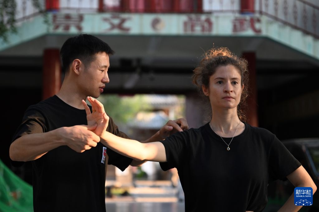 文化中国行·传统村落影像志丨一招太极半生客 扎根古村做乡人 文化中国行·传统村落影像志丨一招太极半生客 扎根古村做乡人
