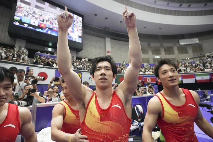 “Who is the first? China! （谁是第一？中国！）”
