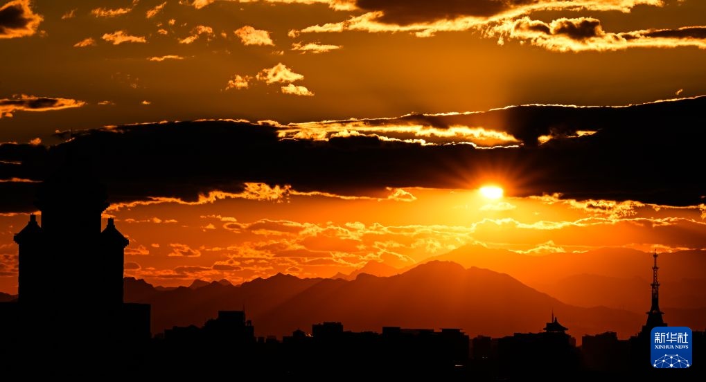 夕阳与晚霞 夕阳与晚霞