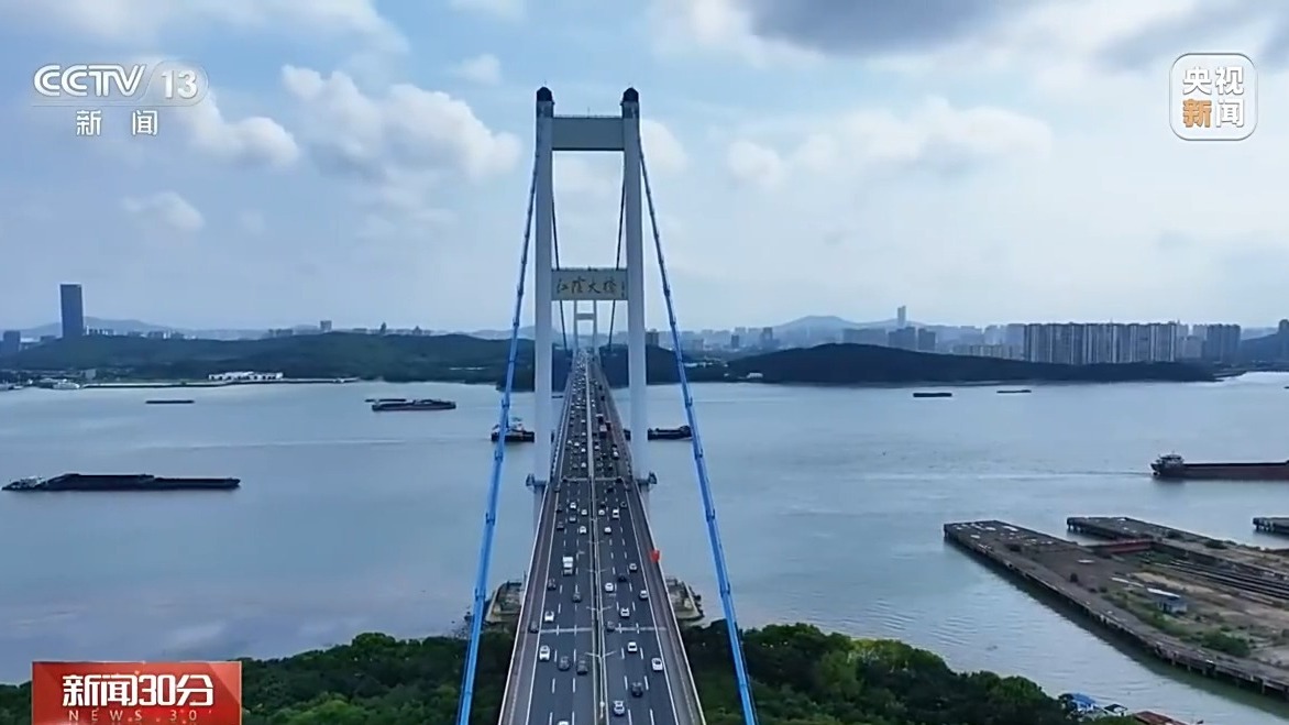假期临近尾声，全国陆续迎来返程客流