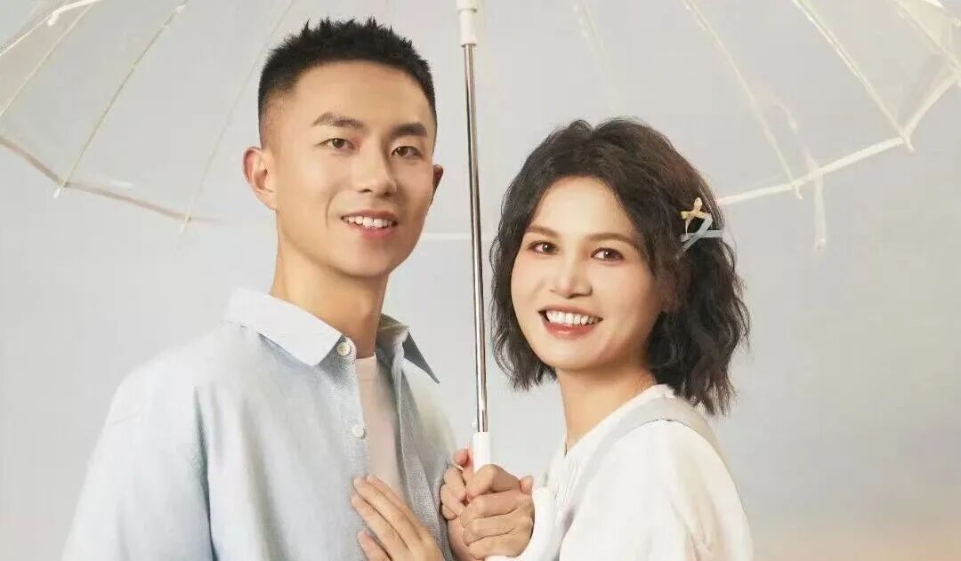 少校飞行员嫁给陆航上尉！战友：怎么追到的？