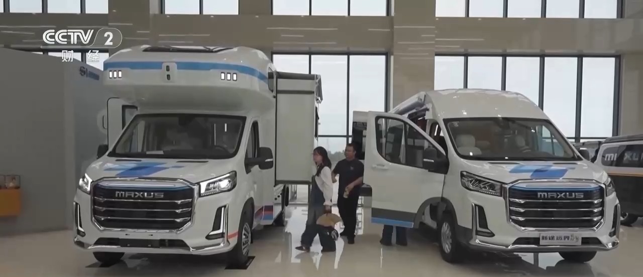 年轻人爱上房车旅行！国庆假期房车消费迎来新变化