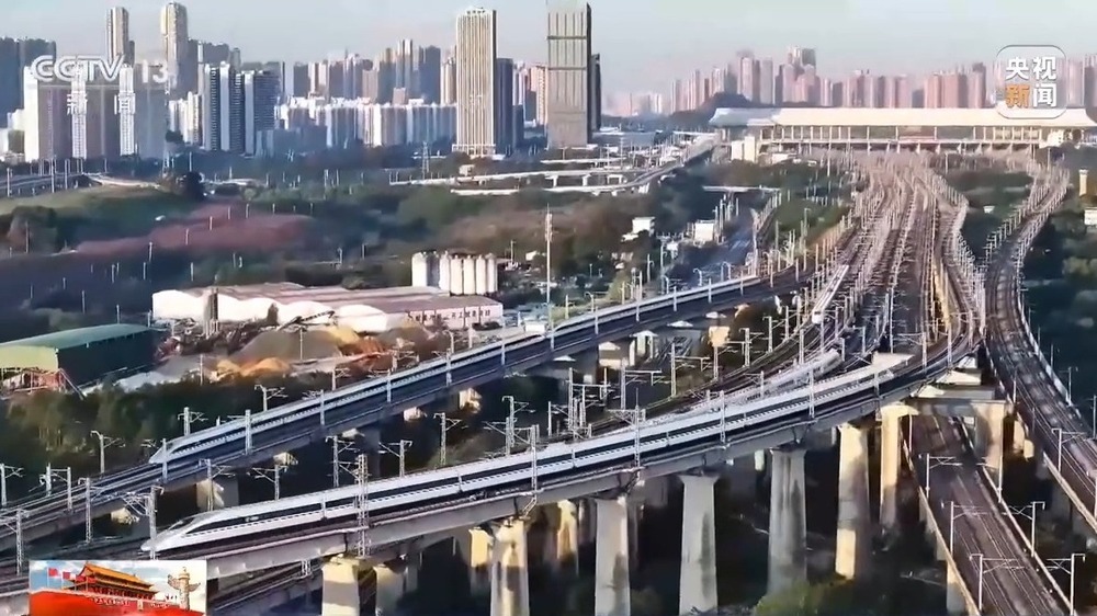 返程高峰将至 今日铁路预计发送旅客2210万人次 返程高峰将至 今日铁路预计发送旅客2210万人次