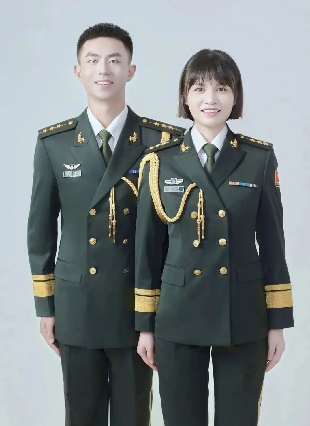 少校飞行员嫁给陆航上尉！战友：怎么追到的？
