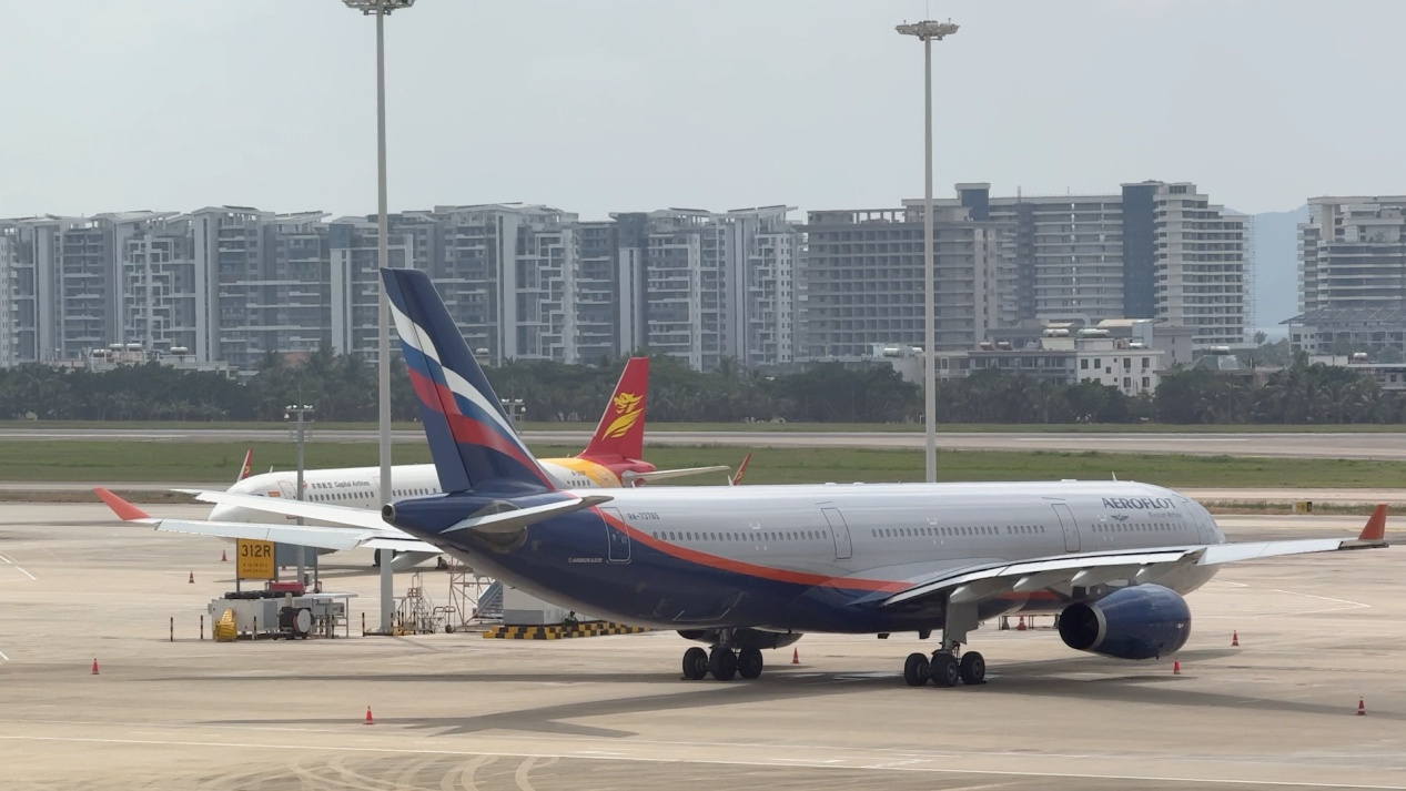 国庆假期 海南岛内3大机场运送旅客超百万人次