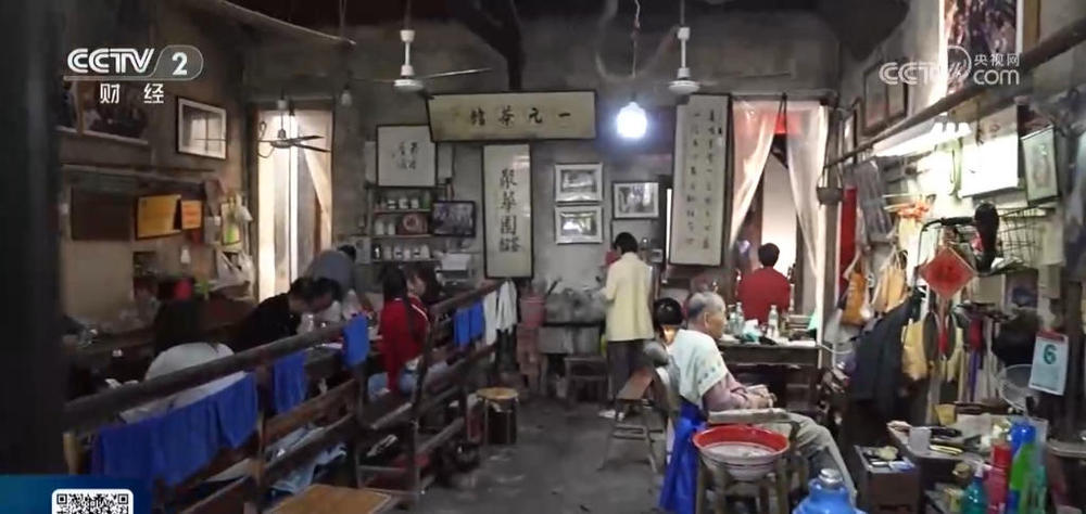 浙江湖州：多元传统文化体验带火古村游