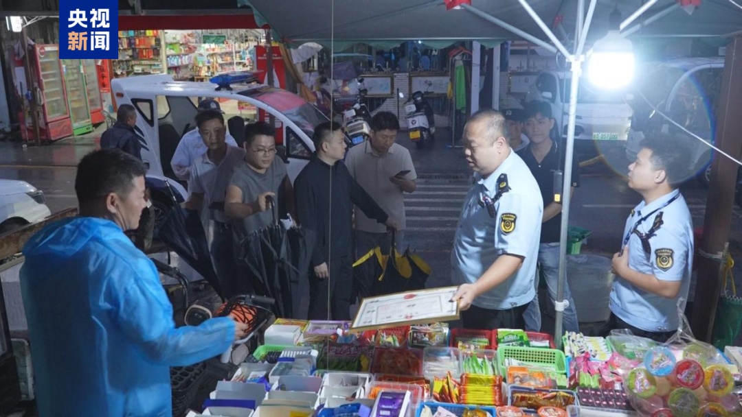 红树林保护区竟成赶海“乐园”?被曝光后,三亚启动整治! 红树林保护区竟成赶海“乐园”?被曝光后,三亚启动整治!