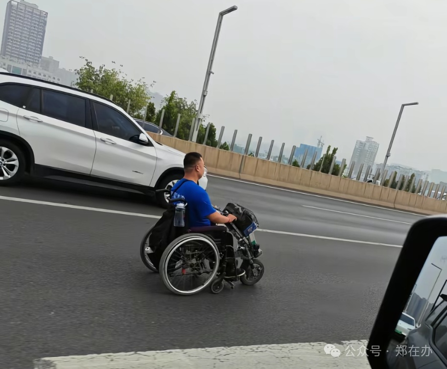 再再再说一遍！这些车辆不能上高架，发现可拍摄取证举报