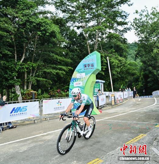 从山林黎乡到黎母山 海南山地骑行赛穿越热带雨林 从山林黎乡到黎母山 海南山地骑行赛穿越热带雨林