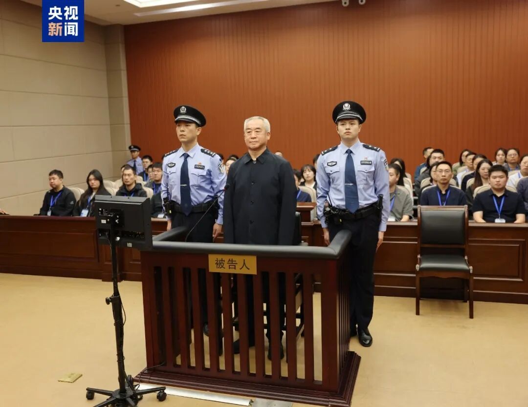 非法收受财物2587万余元，中央巡视组原副部级巡视专员许传智一审被判十二年