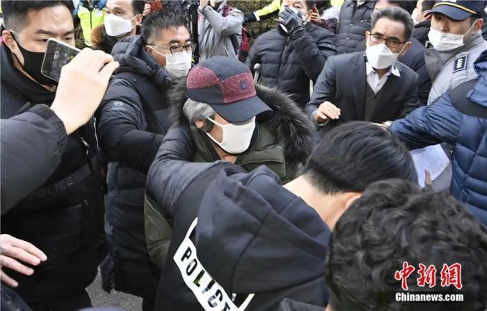 “素媛案”罪犯赵斗淳破坏住所监控设备6天后才被发现，李在明下令彻查