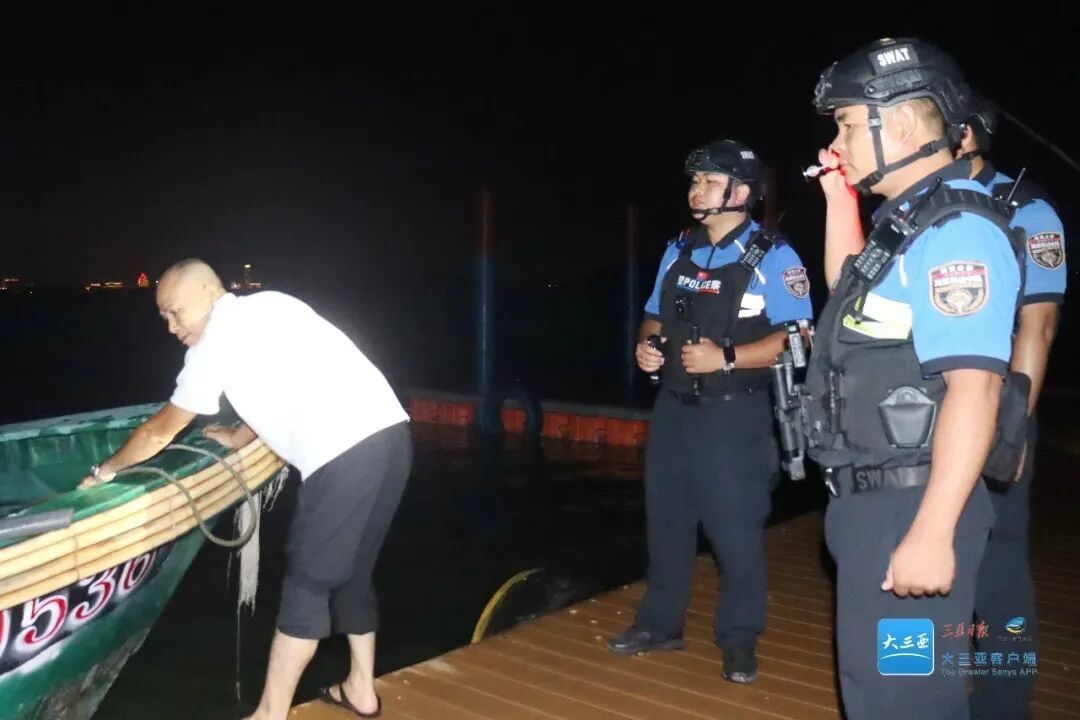 红树林保护区成“赶海乐园”,三亚:传唤5名负责人接受调查 红树林保护区成“赶海乐园”,三亚:传唤5名负责人接受调查