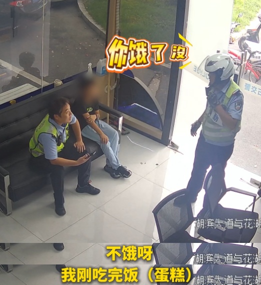 “警察叔叔，我迷路了…...” 交警岗亭里，12岁少年的慌张被稳稳接住