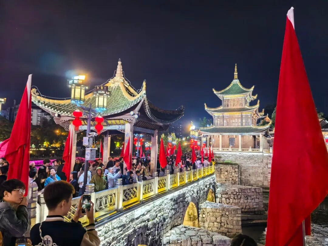 客流690万！贵阳市南明区解锁国庆文旅新活力