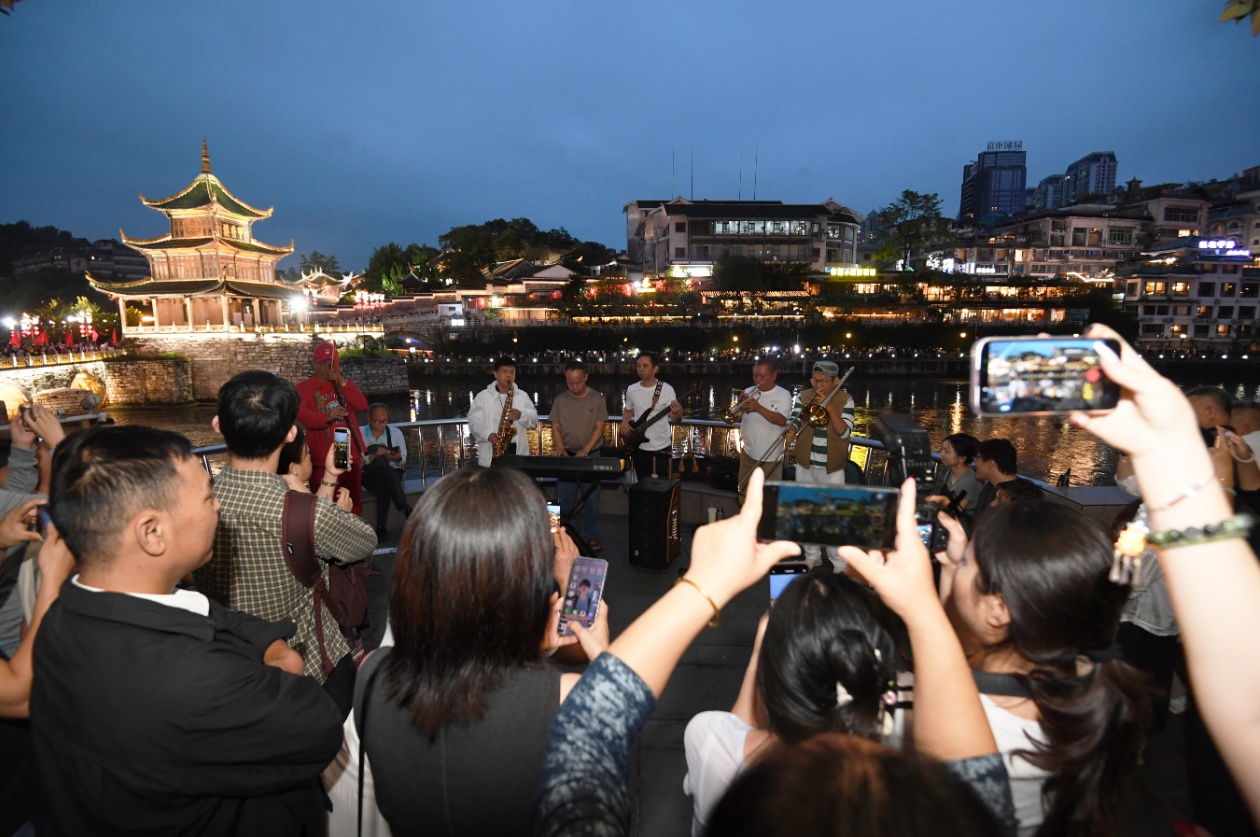 客流690万！贵阳市南明区解锁国庆文旅新活力