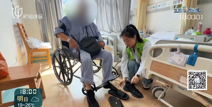 上海九旬爷叔带两个60多岁智残儿子住进敬老院！深夜突发重症，这个事前决定起作用了