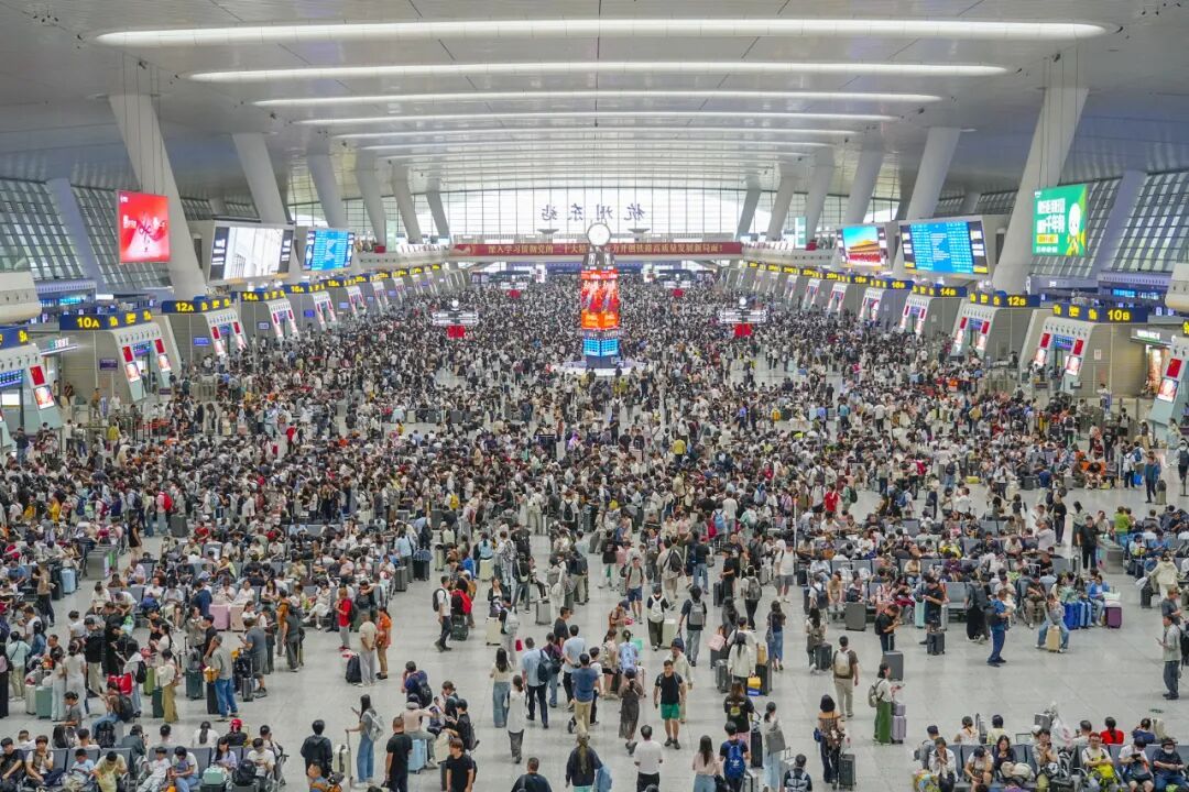 10月11日零时起,铁路杭州站实施新列车运行图 10月11日零时起,铁路杭州站实施新列车运行图