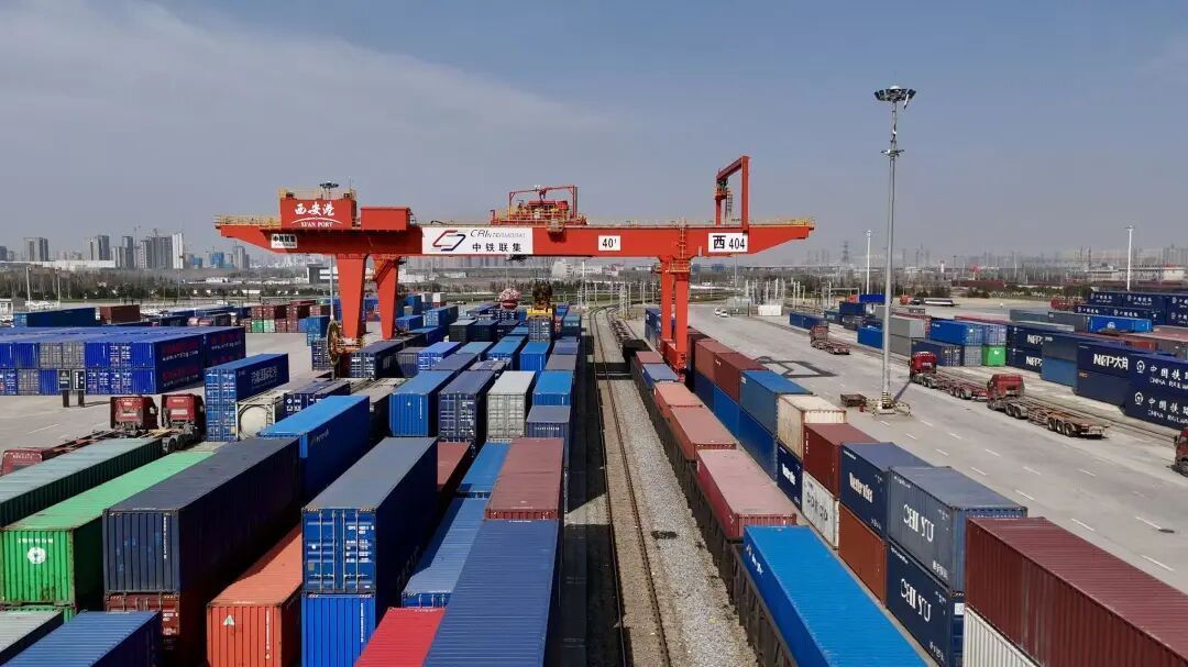 今天起，陕西铁路实行新的列车运行图