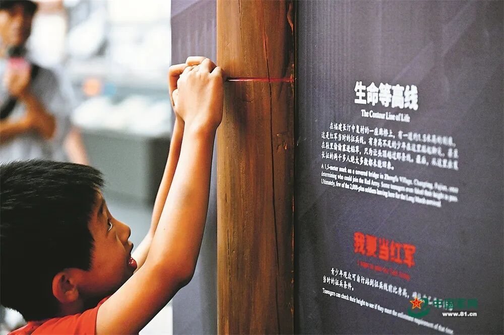 这届年轻人,在军事博物馆拍出了“人生照片”(附打卡攻略) 这届年轻人,在军事博物馆拍出了“人生照片”(附打卡攻略)