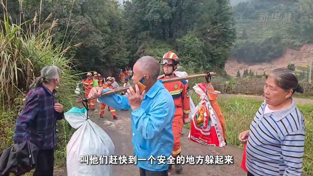 12天内两次精准预警，他让700多人躲过泥石流