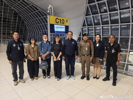 在泰失联的中国摄影师已回国 在泰失联的中国摄影师已回国