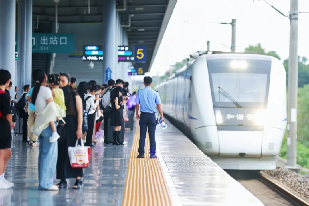 语文课本里反复出现的这个地名,坐高铁直达 语文课本里反复出现的这个地名,坐高铁直达