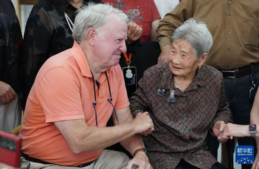 跨越八十四年的重逢,“我的命是中国人救的,一定要回去感谢他们” 跨越八十四年的重逢,“我的命是中国人救的,一定要回去感谢他们”