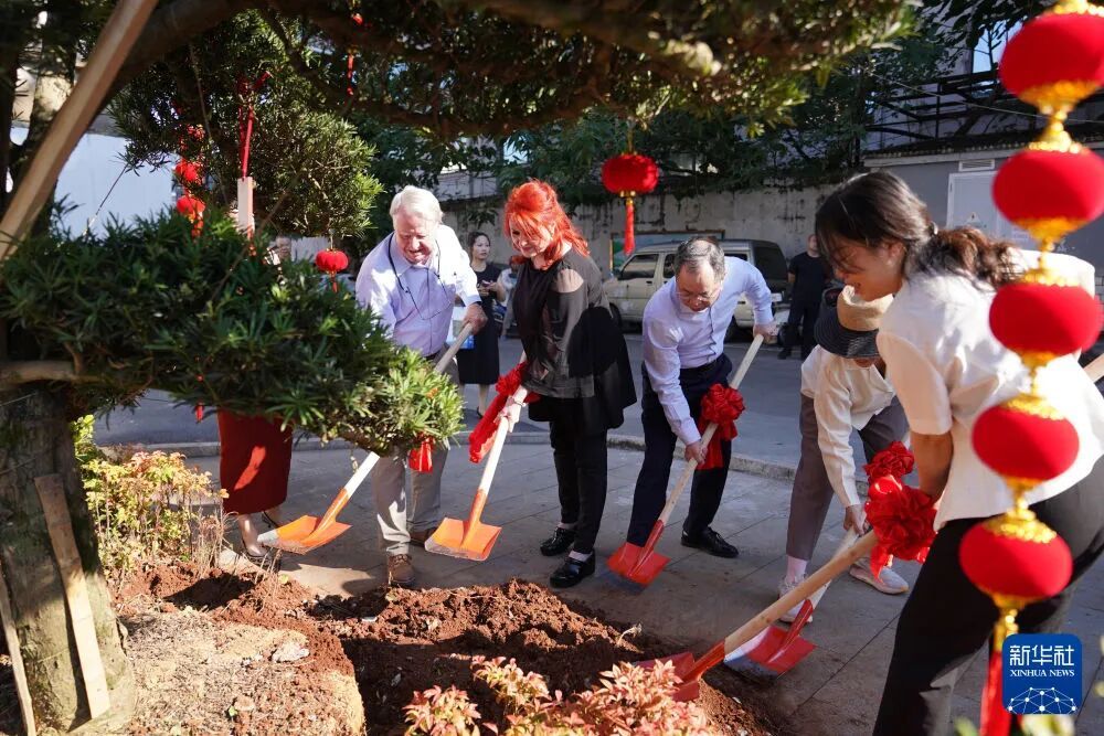 跨越八十四年的重逢,“我的命是中国人救的,一定要回去感谢他们” 跨越八十四年的重逢,“我的命是中国人救的,一定要回去感谢他们”